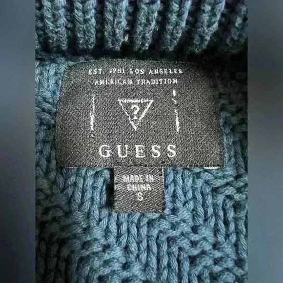 Guess Vintage Men’s Small Blue Chunky Knit Full Zip Hooded Sweater with Pockets - Picture 5 of 9